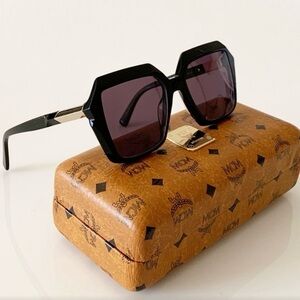 NEW - MCM Sunglasses MCM 661S